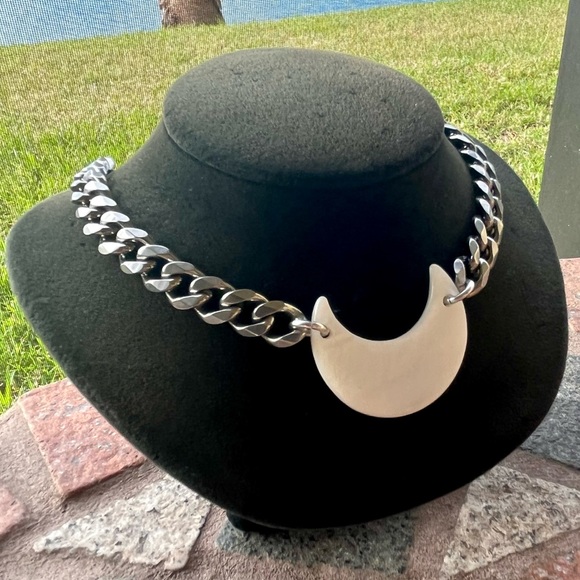 Mother of pearl moon stainless steel cuban link thick choker necklace boho - Picture 14 of 16